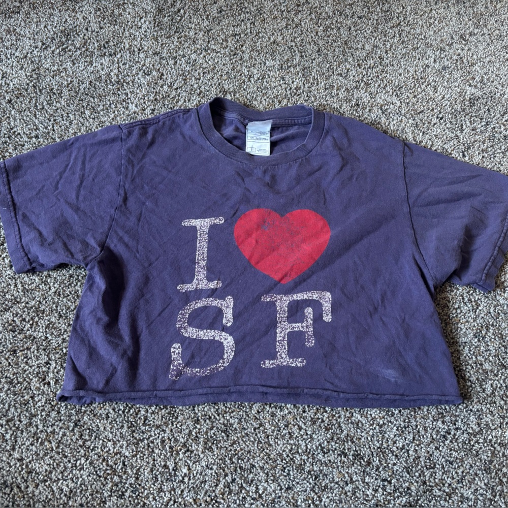 Women’s pre loved size small crop top tee Purple 'I Love SF' T-Shirt